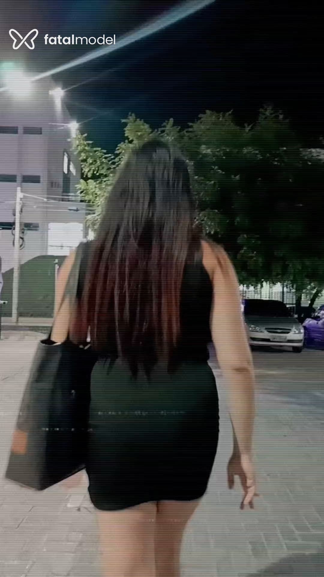 Acompanhante mulher trans com cabelo castanho de olhos castanhos - Vivian