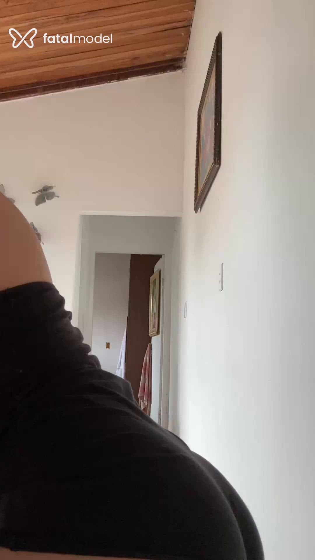Acompanhante mulher com cabelo castanho de olhos castanhos - Serena
