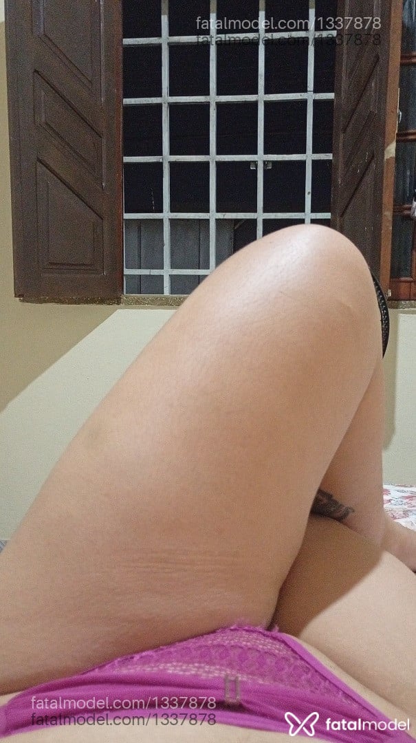 Acompanhante mulher loira (o) de olhos castanhos - Lu Dias Acompanhante mulher loira (o) de olhos castanhos - Lu Dias