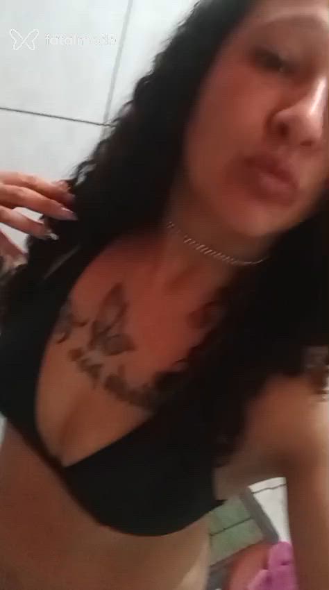 Acompanhante mulher com cabelo castanho de olhos castanhos - Luna Amabily Acompanhante mulher com cabelo castanho de olhos castanhos - Luna Amabily