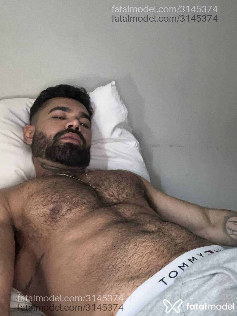 Acompanhante homem morena (o) de olhos castanhos em Rio de Janeiro - Diego Ceara