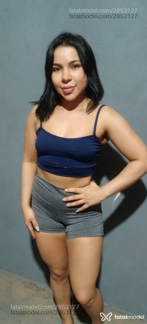 Acompanhante mulher morena (o) de olhos pretos - Maju Morena