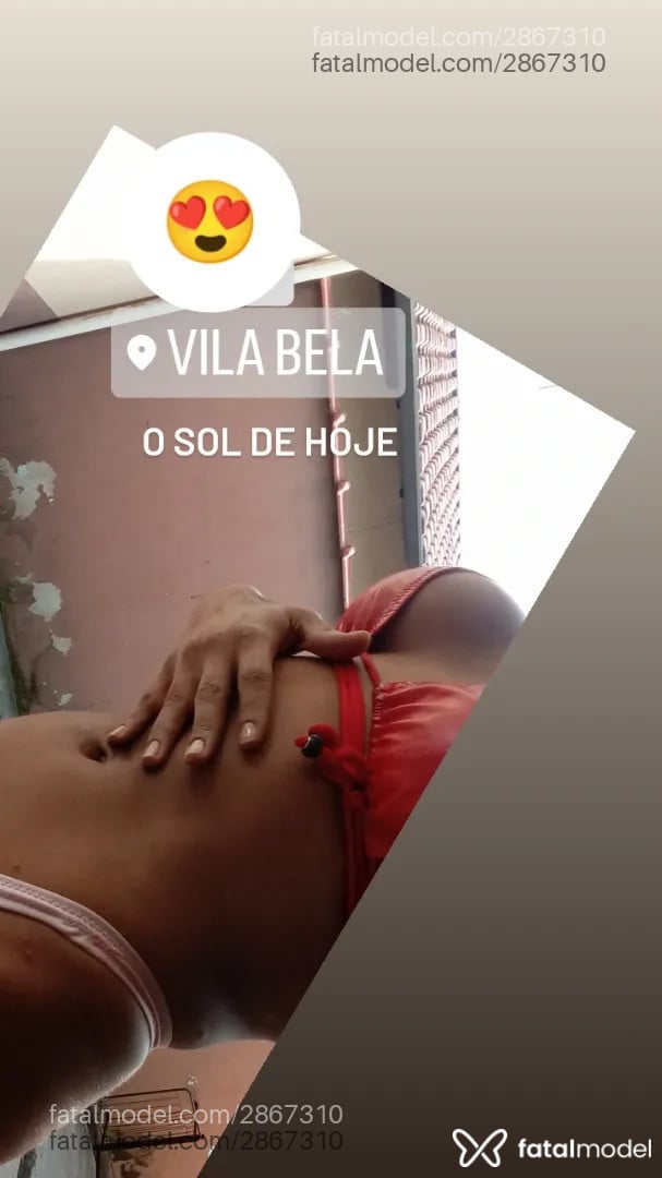 Acompanhante mulher trans loira (o) de olhos castanhos - Amanda Julha Paz