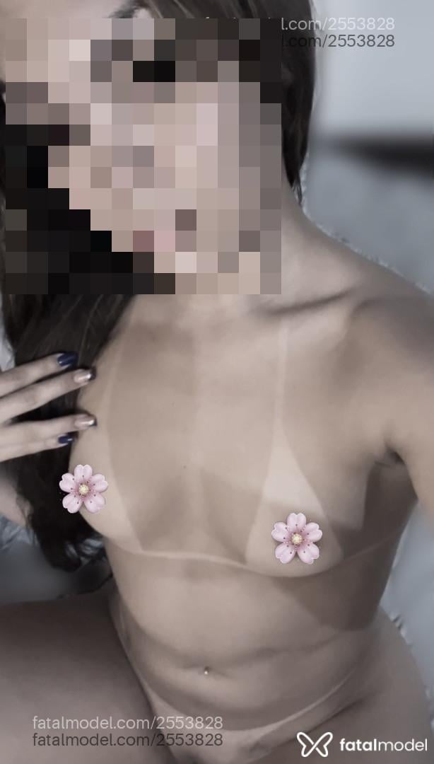 Acompanhante mulher morena (o) de olhos pretos - Viviane Oliveira