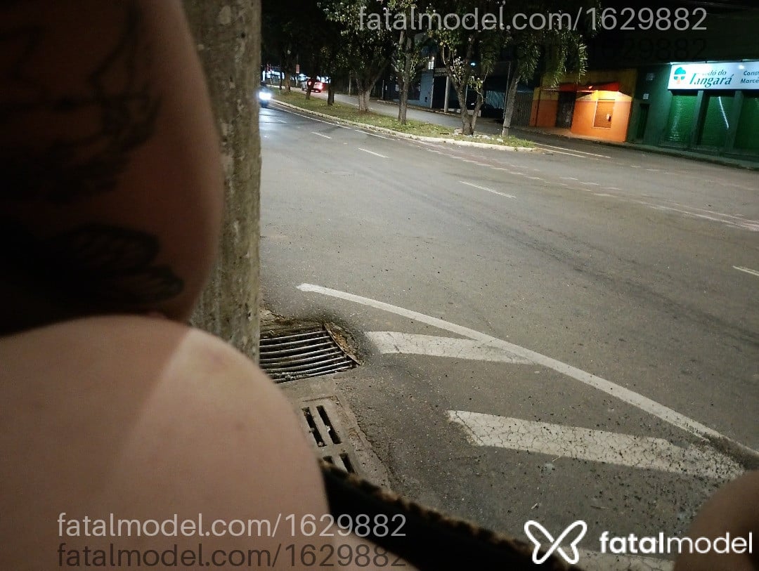 Acompanhante mulher trans morena (o) de olhos castanhos - Larissa Alves