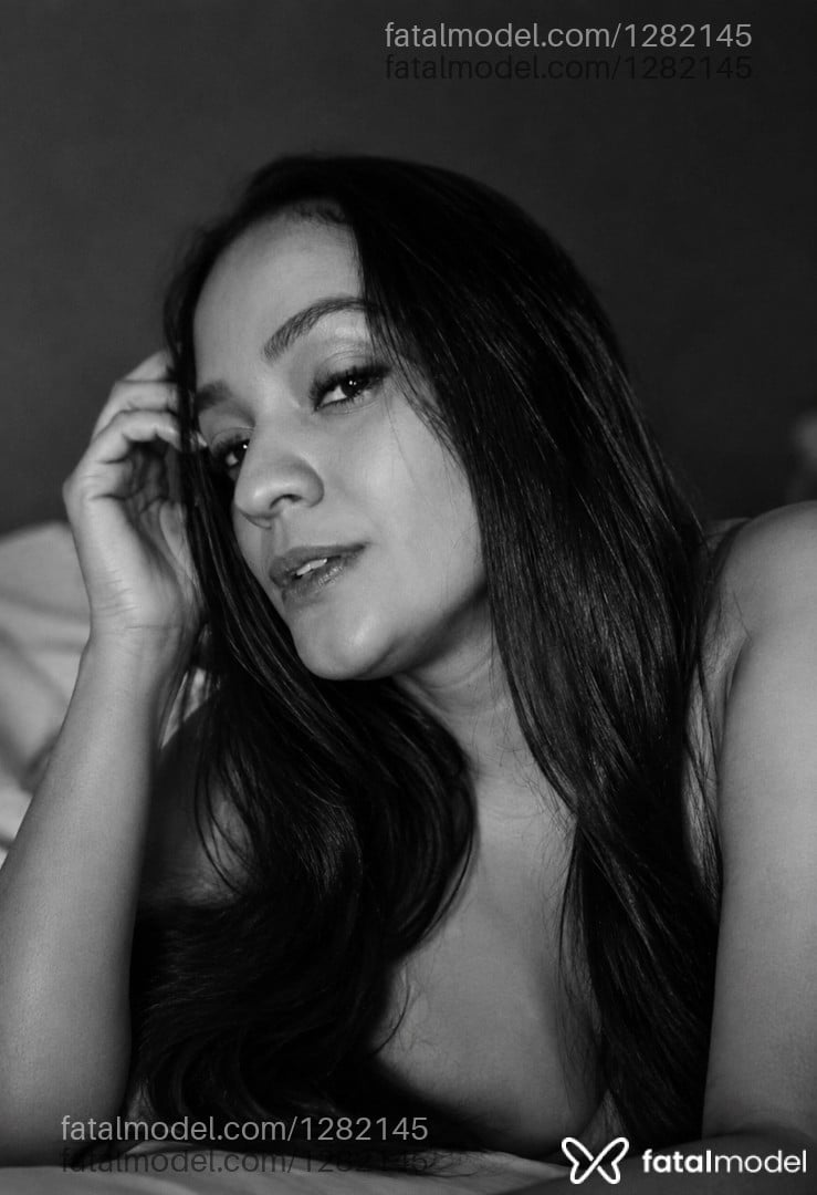 Acompanhante mulher morena (o) de olhos castanhos - Larissa monteiro