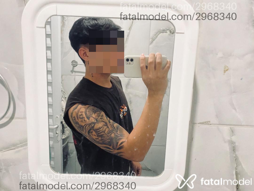 Acompanhante homem morena (o) de olhos castanhos - Jacob