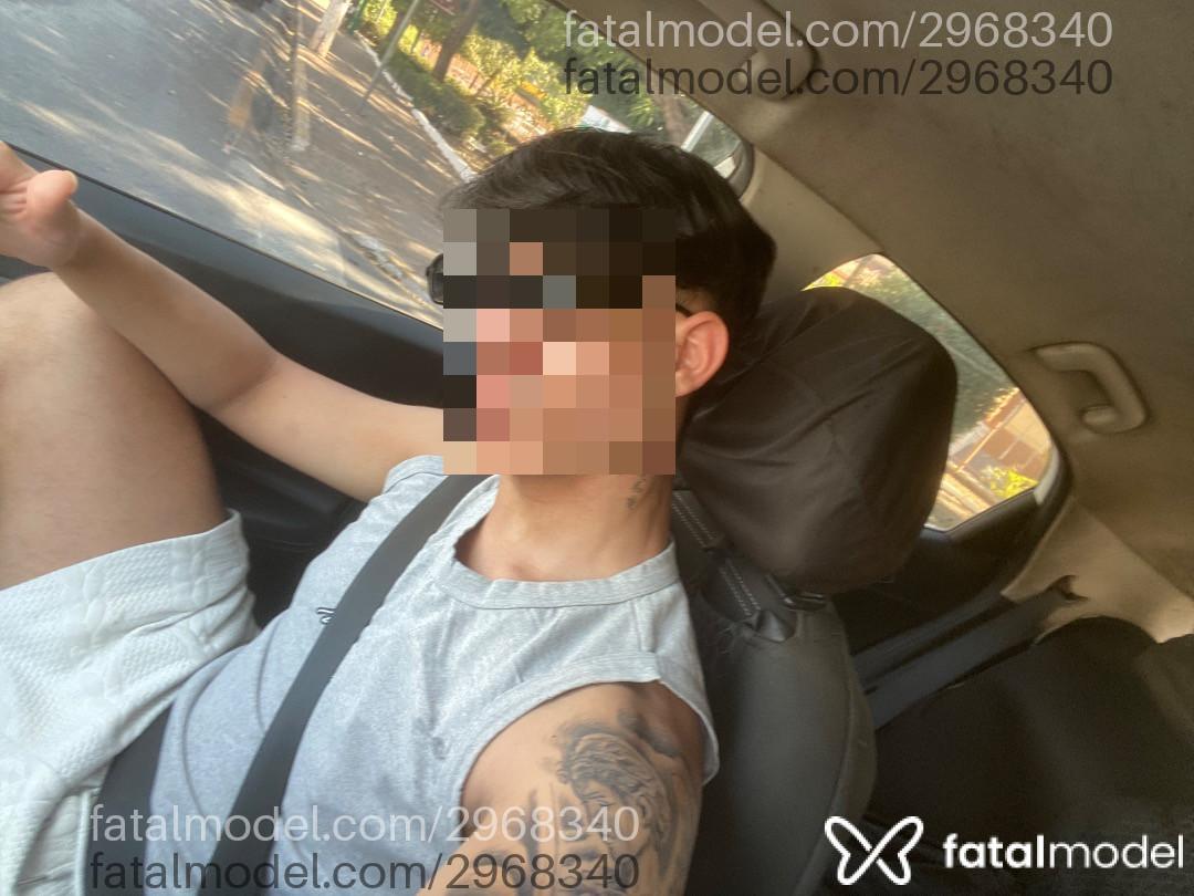 Acompanhante homem morena (o) de olhos castanhos - Jacob