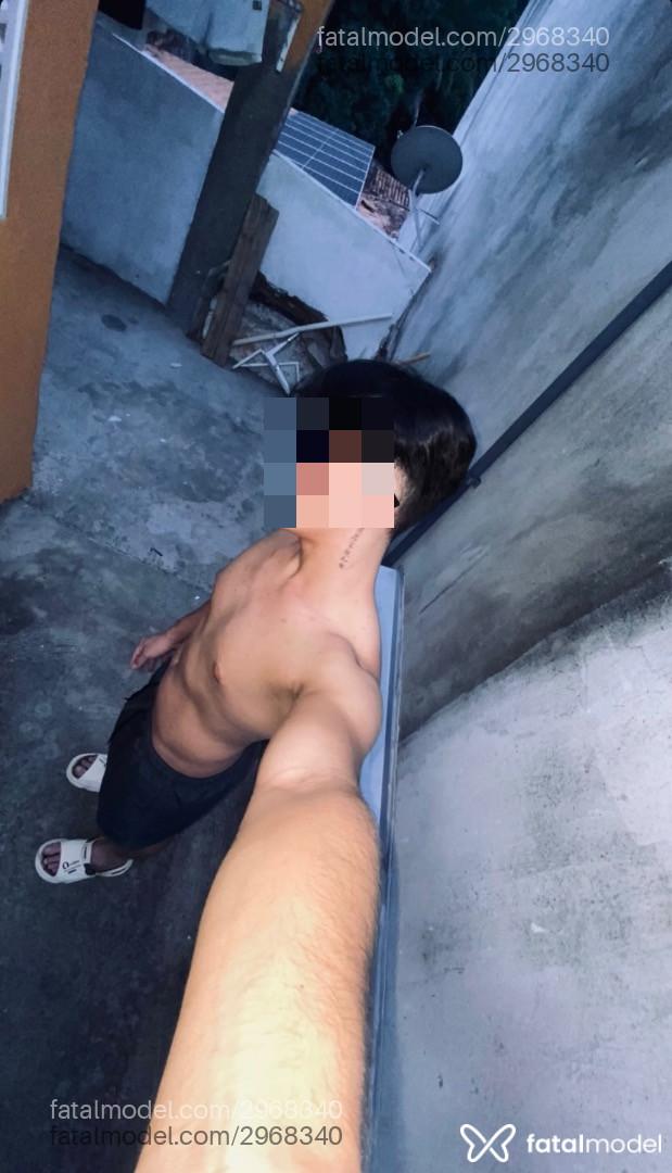 Acompanhante homem morena (o) de olhos castanhos - Jacob
