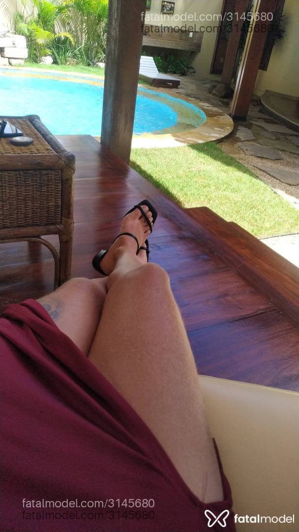 Acompanhante mulher morena (o) de olhos pretos em Natal - Scarlett Gatina