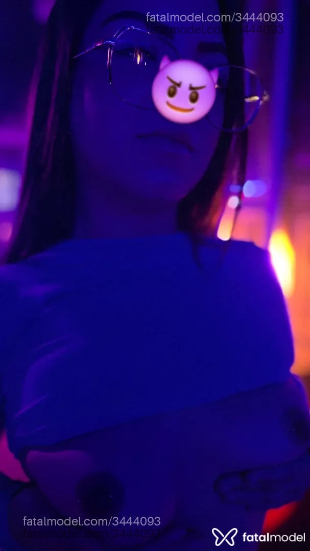 Acompanhante mulher com cabelo castanho de olhos castanhos - Angel