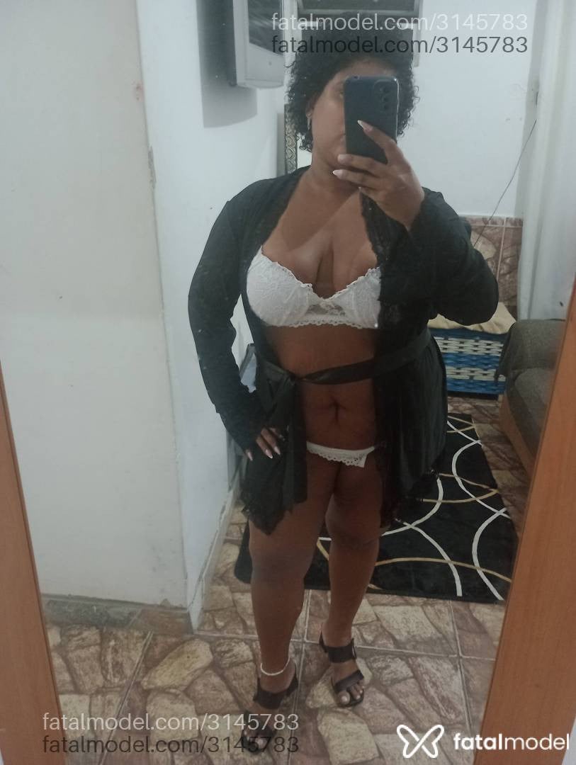 Acompanhante mulher com cabelo castanho de olhos pretos em Rio de Janeiro - Morena