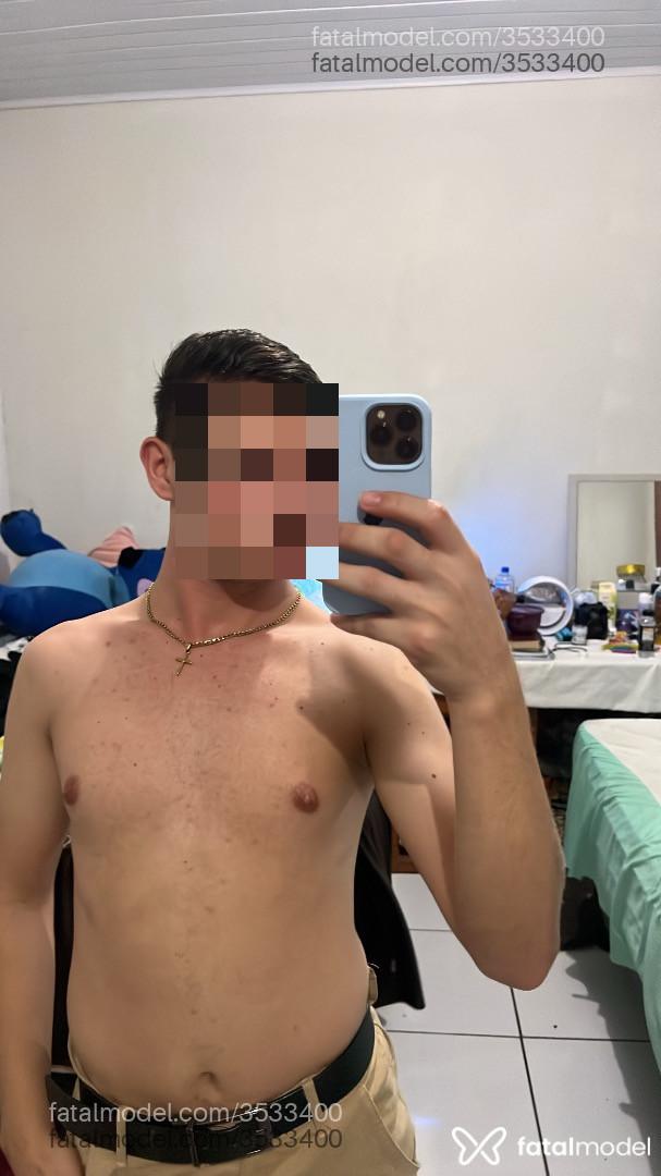 Acompanhante homem com cabelo castanho de olhos castanhos - Raylon Riélon
