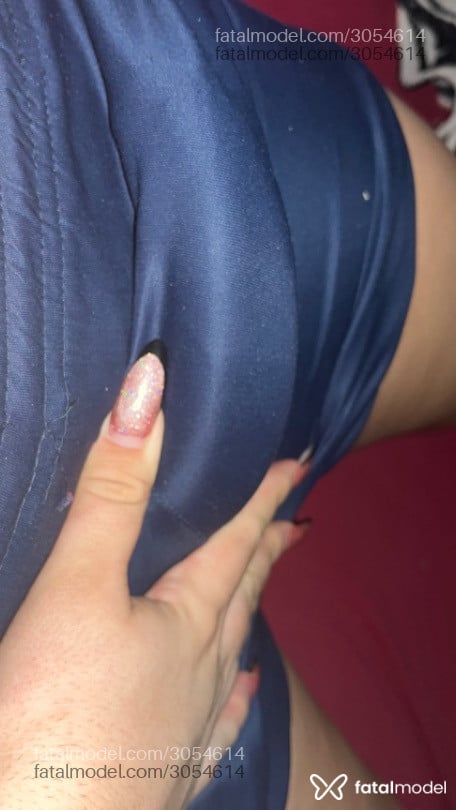 Acompanhante mulher trans com cabelo castanho de olhos castanhos - Kawany