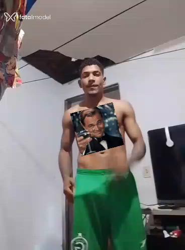 Acompanhante homem morena (o) de olhos castanhos - Negrão