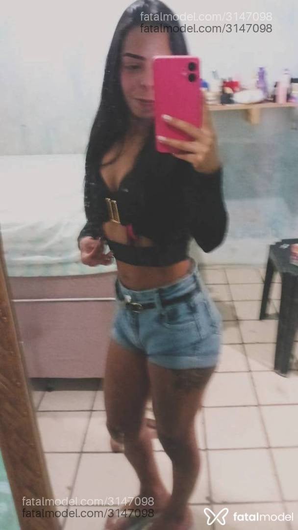 Acompanhante mulher morena (o) de olhos pretos - Rafinha