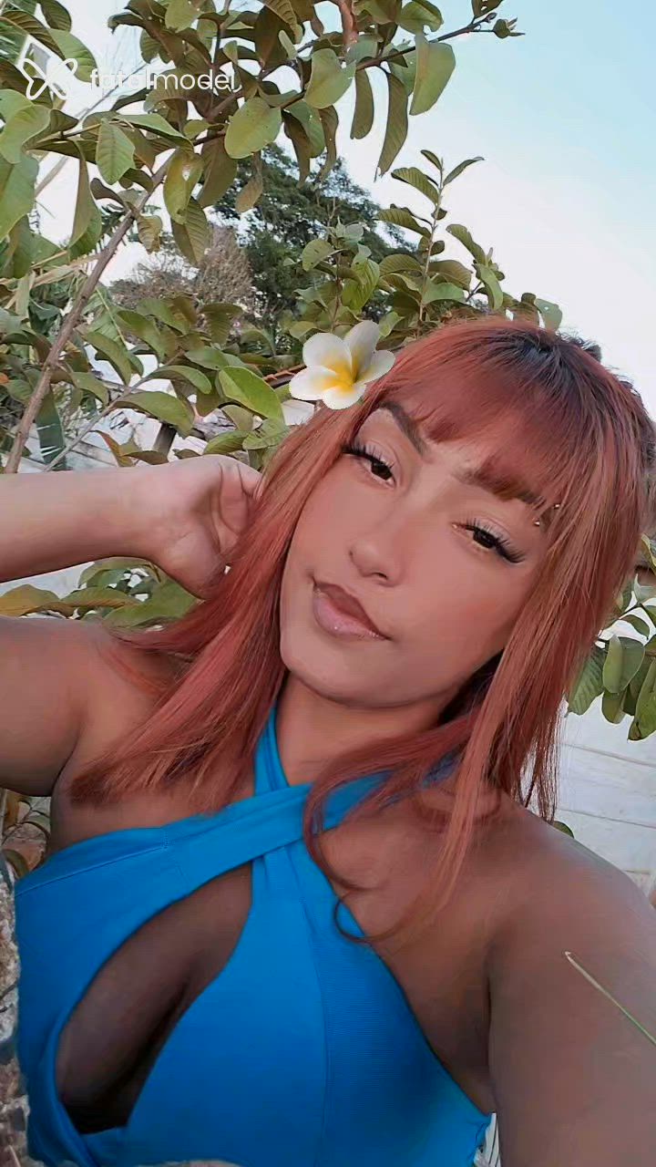 Acompanhante mulher morena (o) de olhos pretos - Ravena