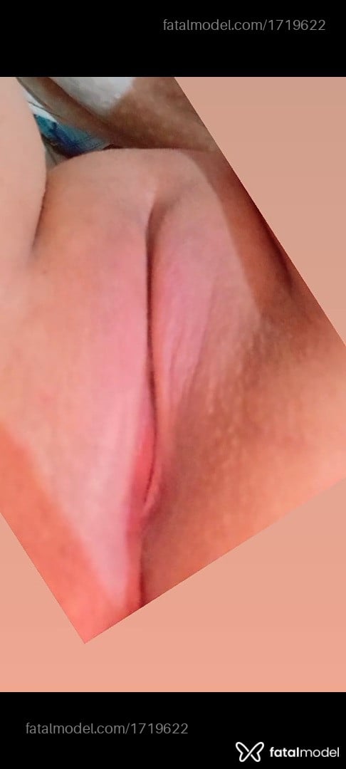 Acompanhante mulher com cabelo castanho de olhos castanhos - Penélope