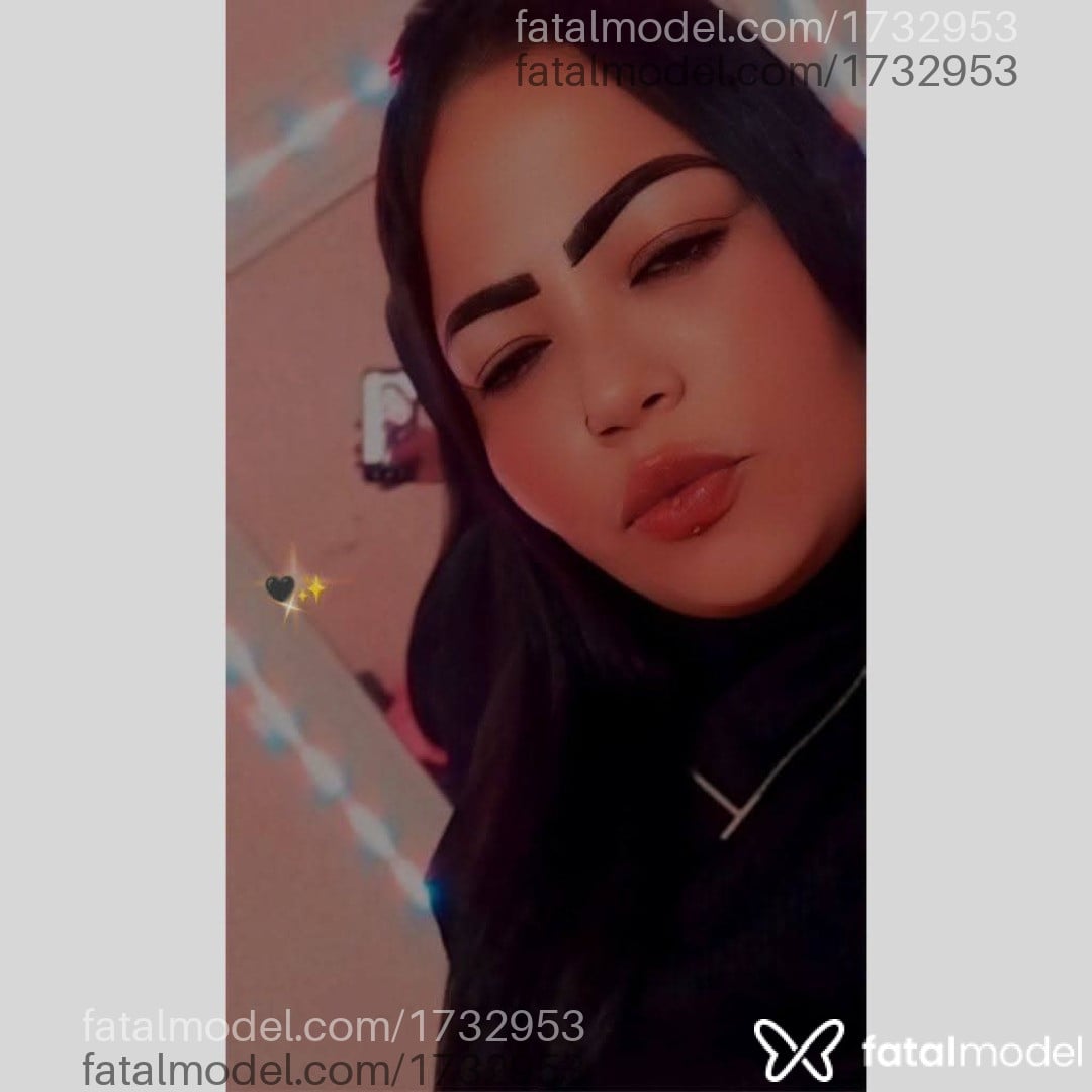 Acompanhante mulher morena (o) de olhos castanhos - Gaby