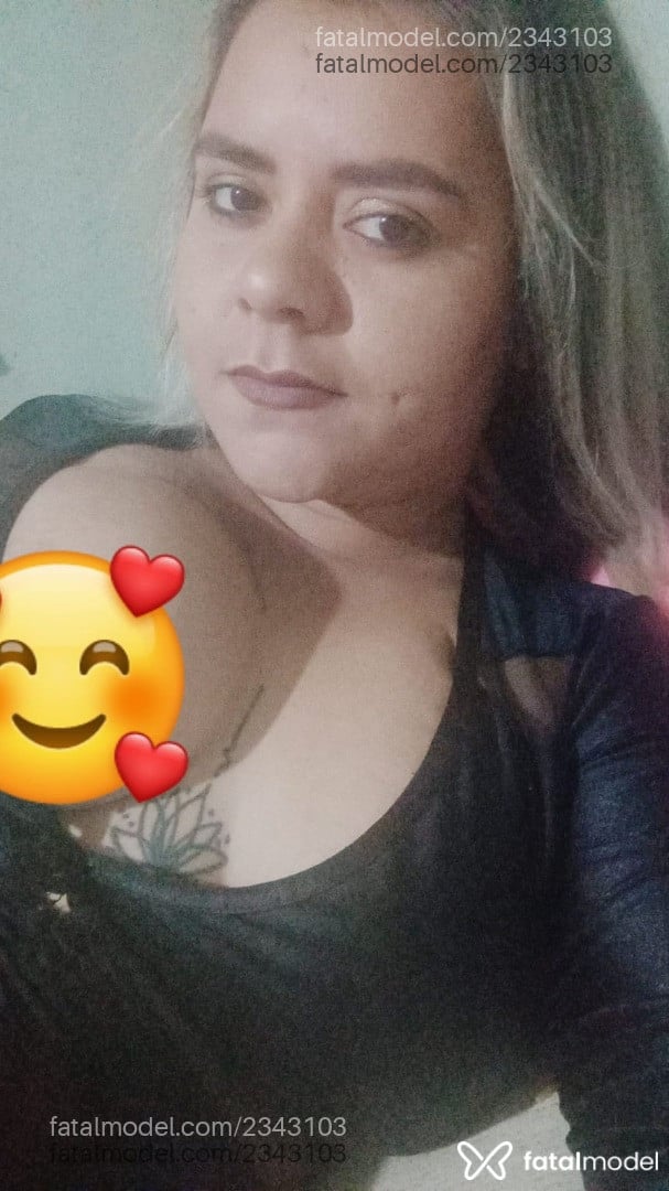 Acompanhante mulher loira (o) de olhos mel - Dhessika