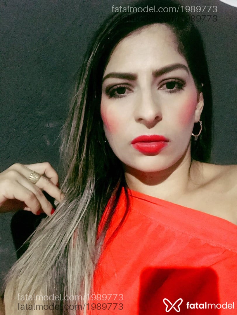 Acompanhante mulher morena (o) de olhos pretos - Patrícia Guerra