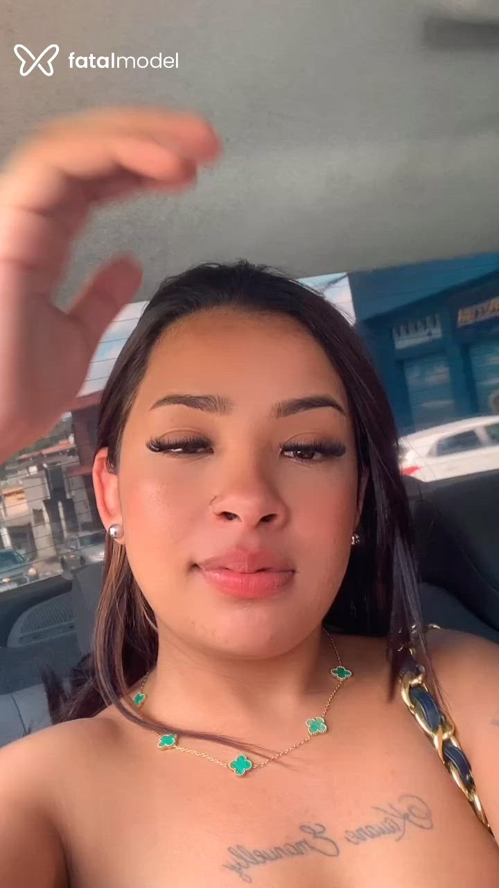 Acompanhante mulher com cabelo castanho de olhos castanhos - Amandinha
