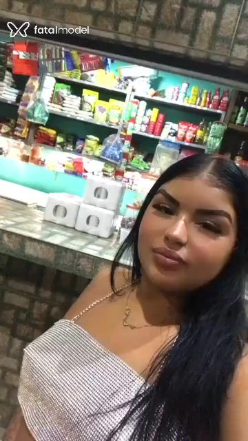 Acompanhante mulher morena (o) de olhos castanhos - Larissa Acompanhante mulher morena (o) de olhos castanhos - Larissa