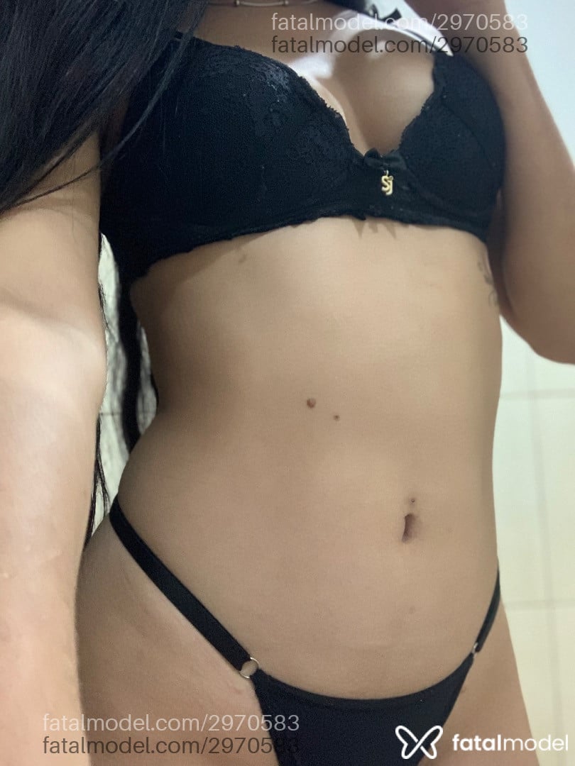 Acompanhante mulher morena (o) de olhos mel - Yasmim Acompanhante mulher morena (o) de olhos mel - Yasmim
