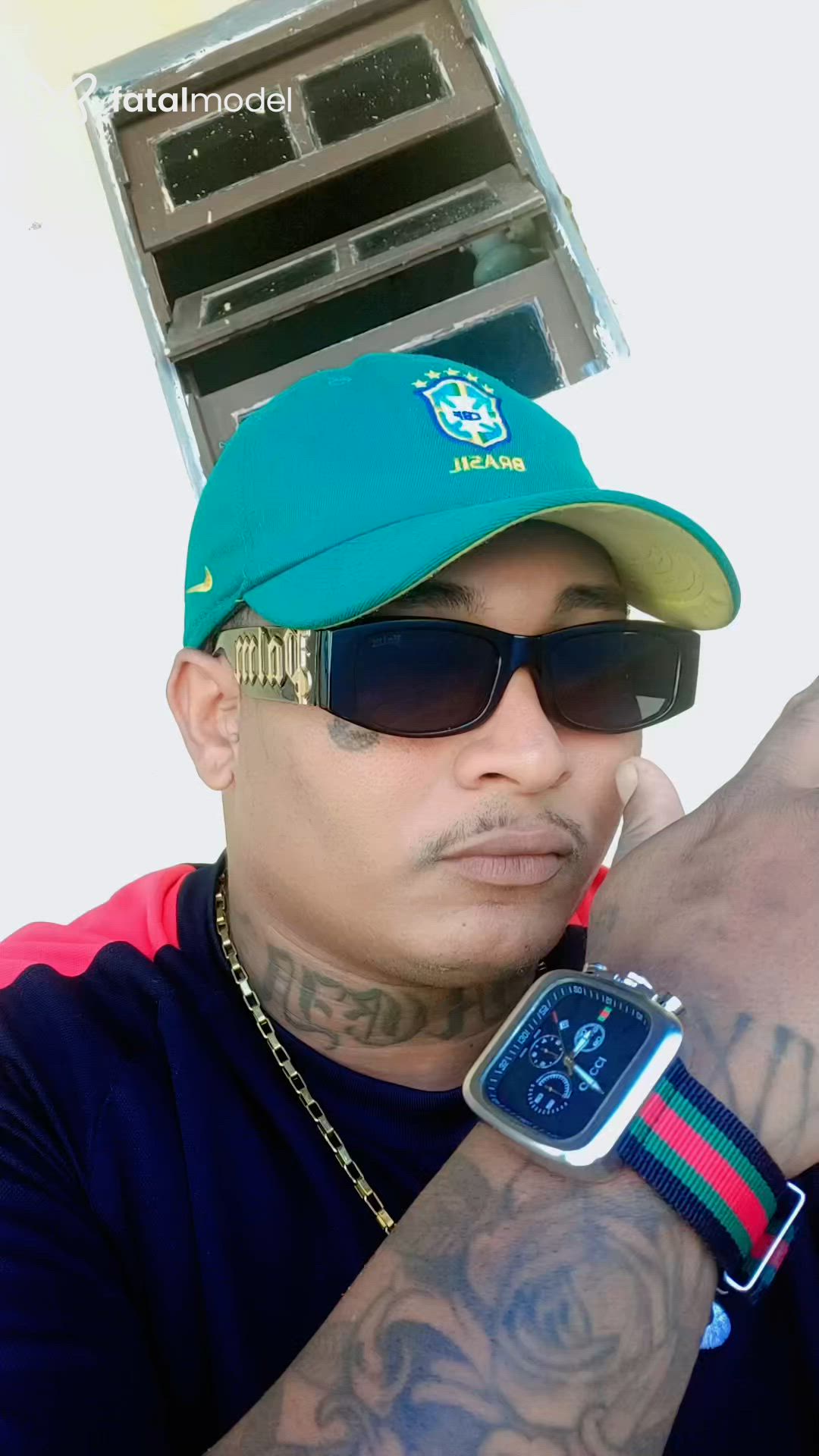 Acompanhante homem morena (o) de olhos pretos - Caiçara
