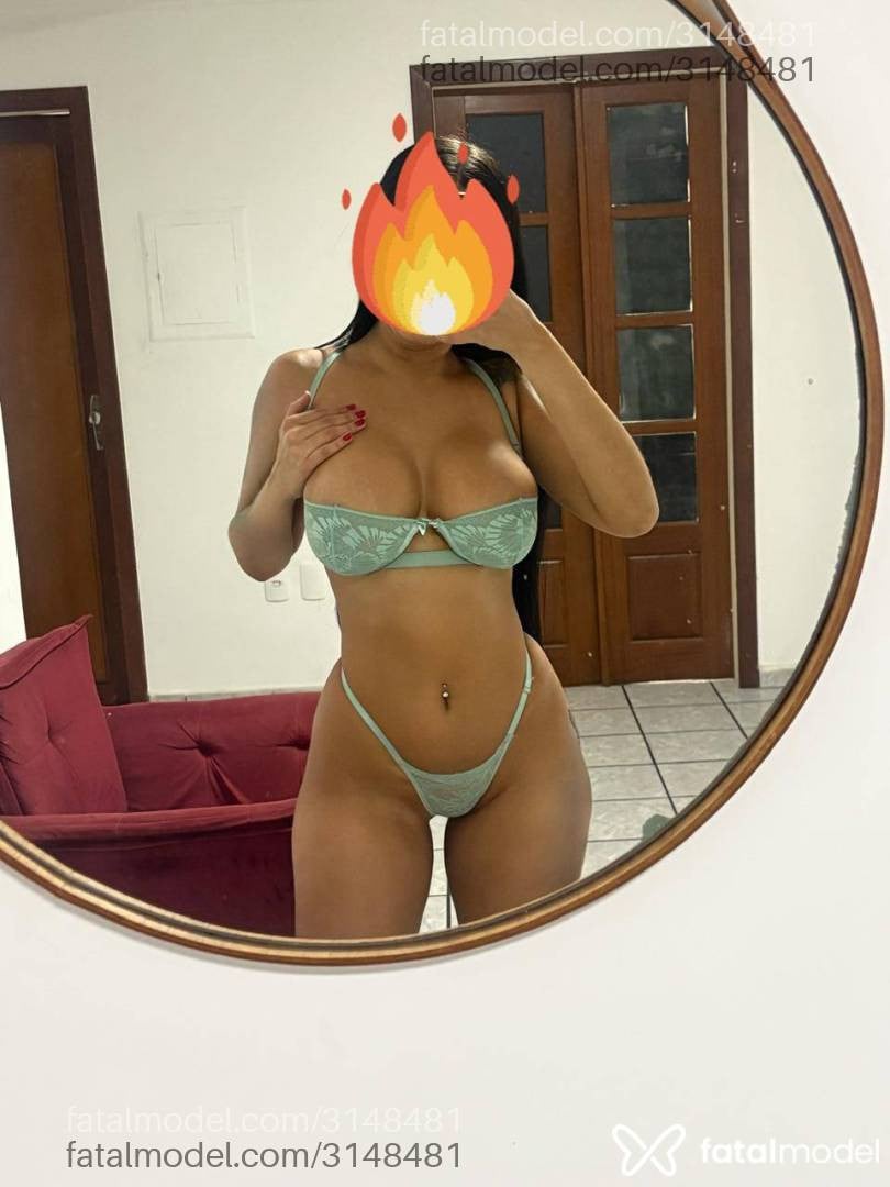 Acompanhante mulher morena (o) de olhos pretos - Agatha Luiza