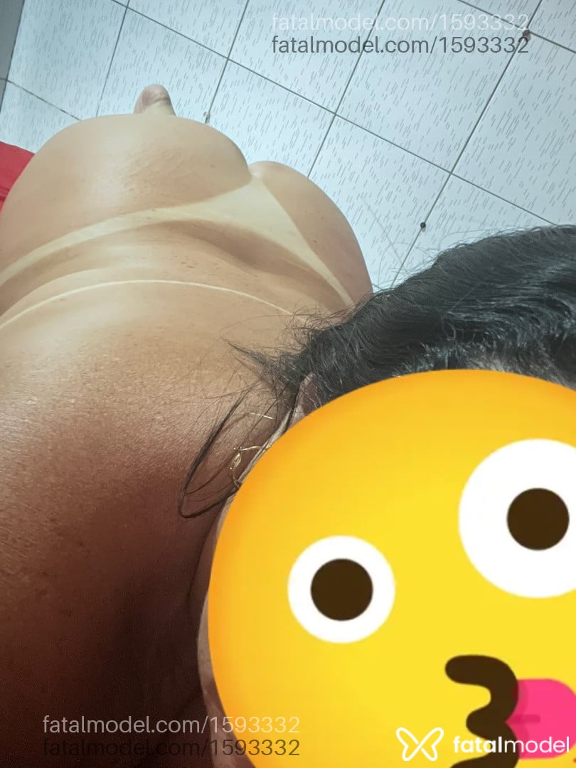Acompanhante mulher morena (o) de olhos castanhos - Bruna Novaes Acompanhante mulher morena (o) de olhos castanhos - Bruna Novaes