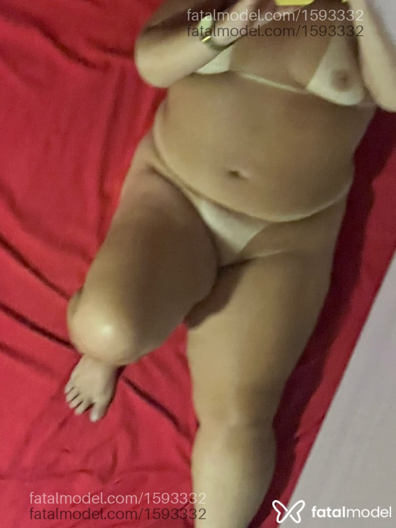 Acompanhante mulher morena (o) de olhos castanhos - Bruna Novaes Acompanhante mulher morena (o) de olhos castanhos - Bruna Novaes