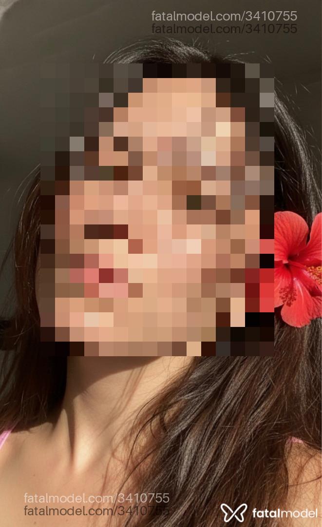 Acompanhante mulher morena (o) de olhos verdes - Isabella