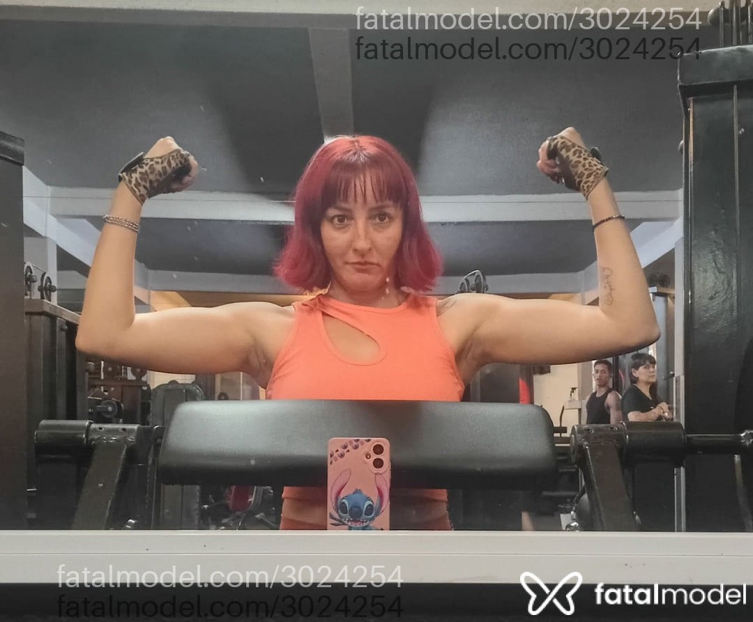 Acompanhante mulher ruiva (o) de olhos castanhos - Sabrinaaejulio