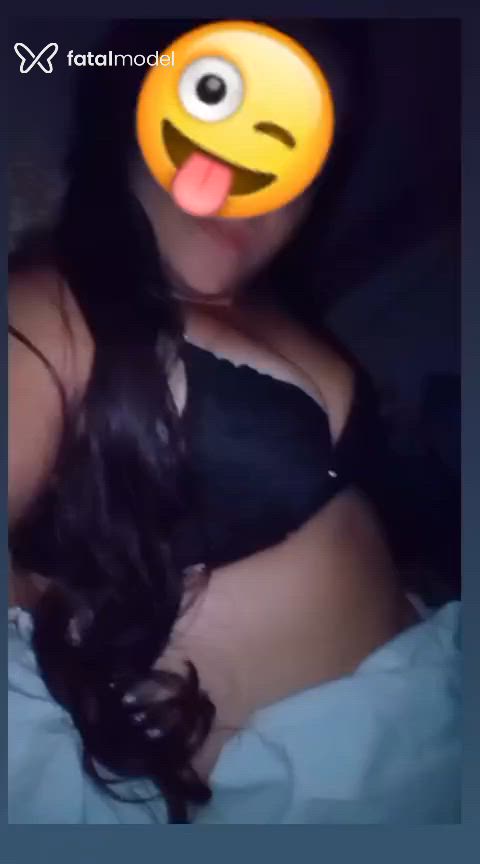 Acompanhante mulher com cabelo castanho de olhos castanhos - Mayra