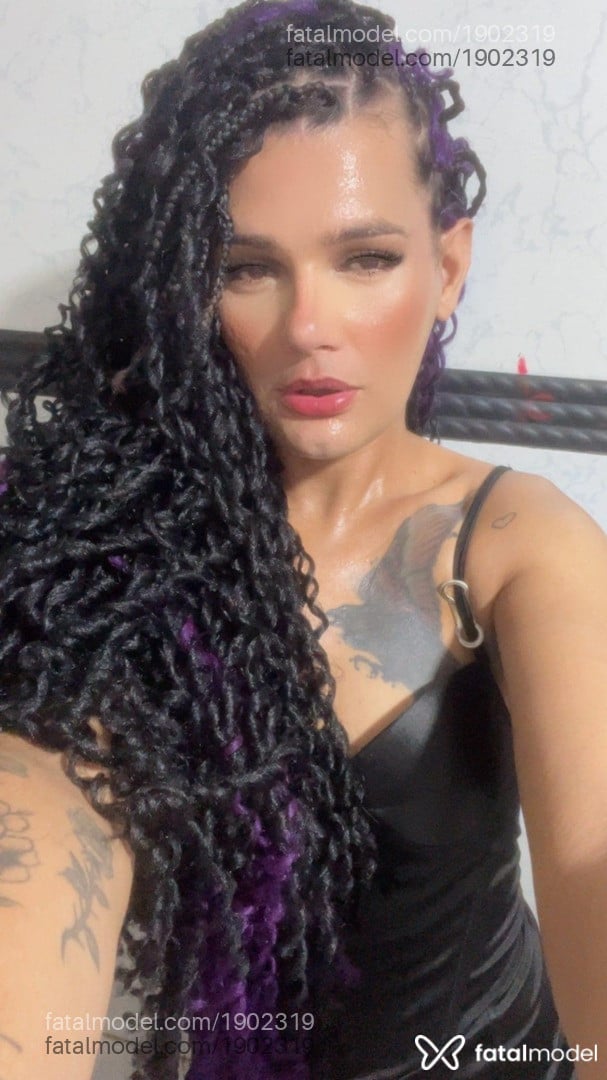 Acompanhante travesti loira (o) de olhos castanhos - Anna shopia Acompanhante travesti loira (o) de olhos castanhos - Anna shopia