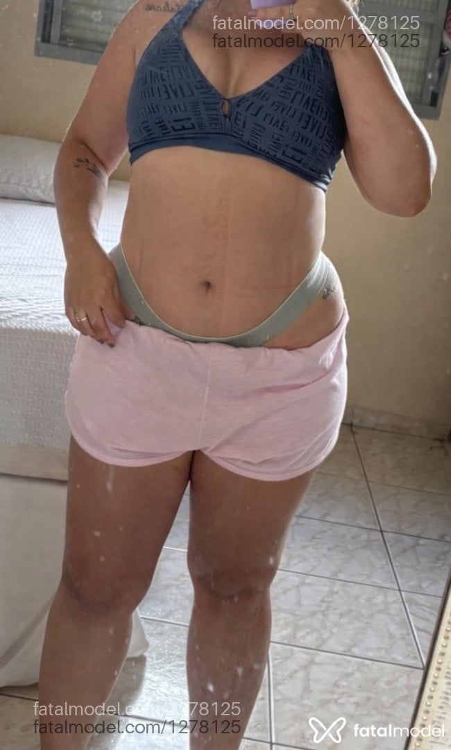 Acompanhante mulher morena (o) de olhos mel - Jady miller