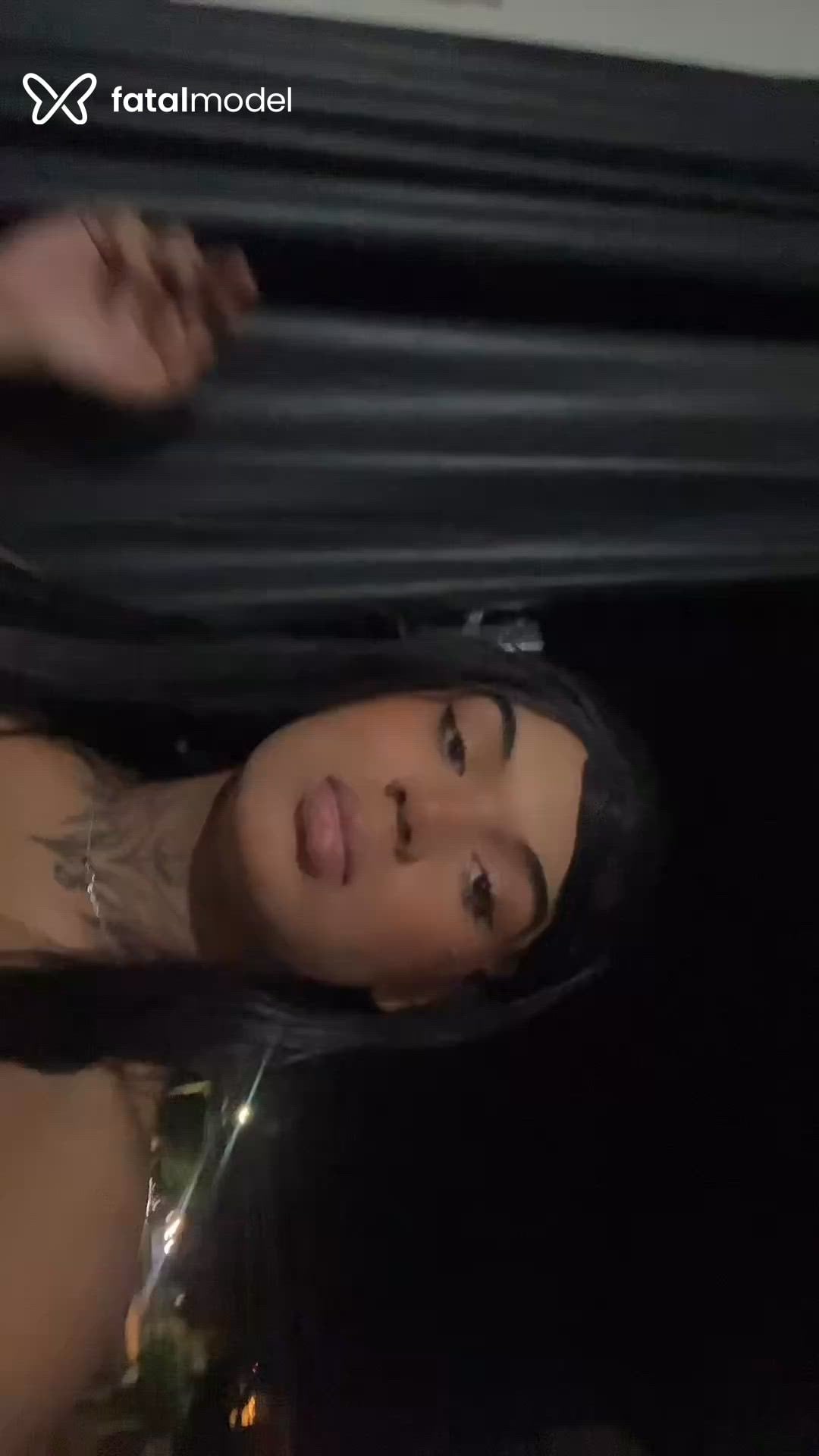 Acompanhante mulher trans morena (o) de olhos castanhos - Samms cruz Acompanhante mulher trans morena (o) de olhos castanhos - Samms cruz