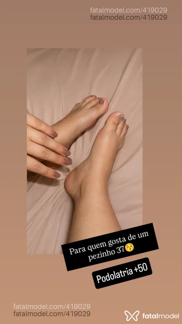 Acompanhante mulher morena (o) de olhos castanhos - Andrea