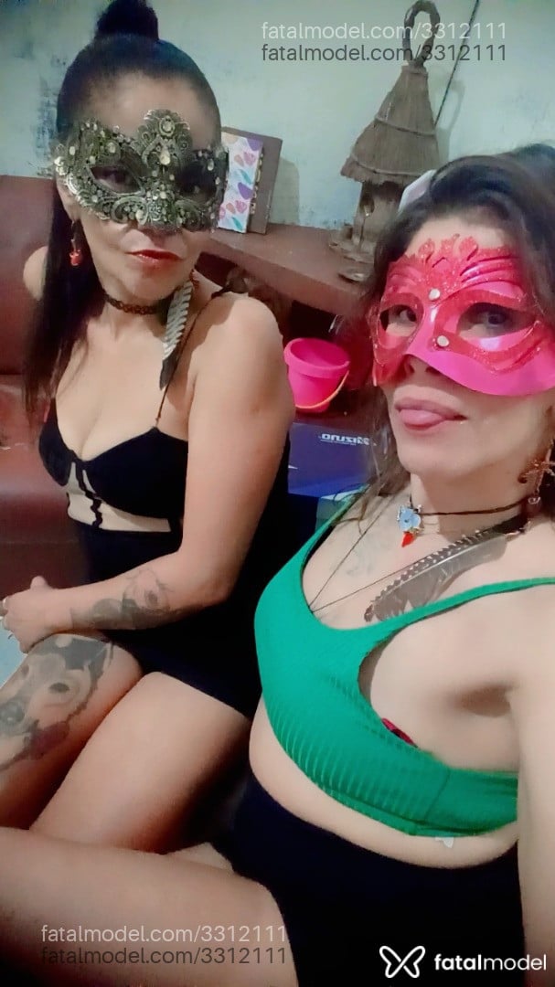 Acompanhante mulher morena (o) de olhos pretos - Melissa Mel
