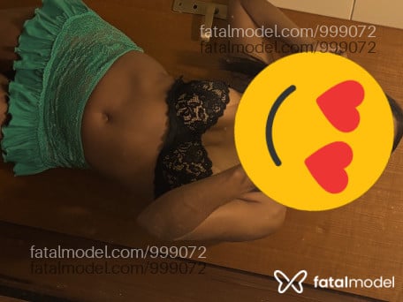 Acompanhante mulher trans morena (o) de olhos castanhos - Britney Spears