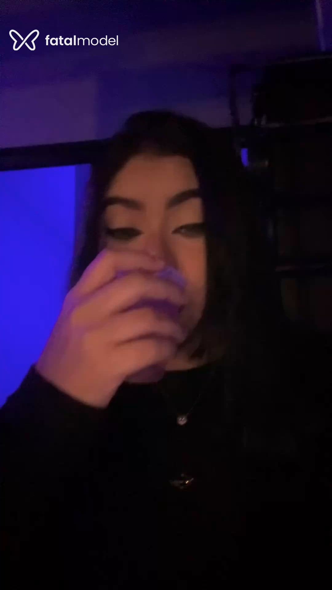 Acompanhante mulher morena (o) de olhos castanhos - Bruna