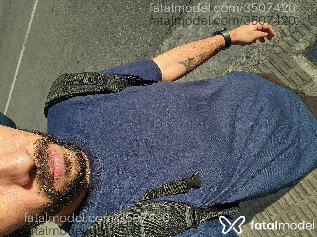 Acompanhante homem com cabelo castanho de olhos castanhos - Alexandre Acompanhante homem com cabelo castanho de olhos castanhos - Alexandre