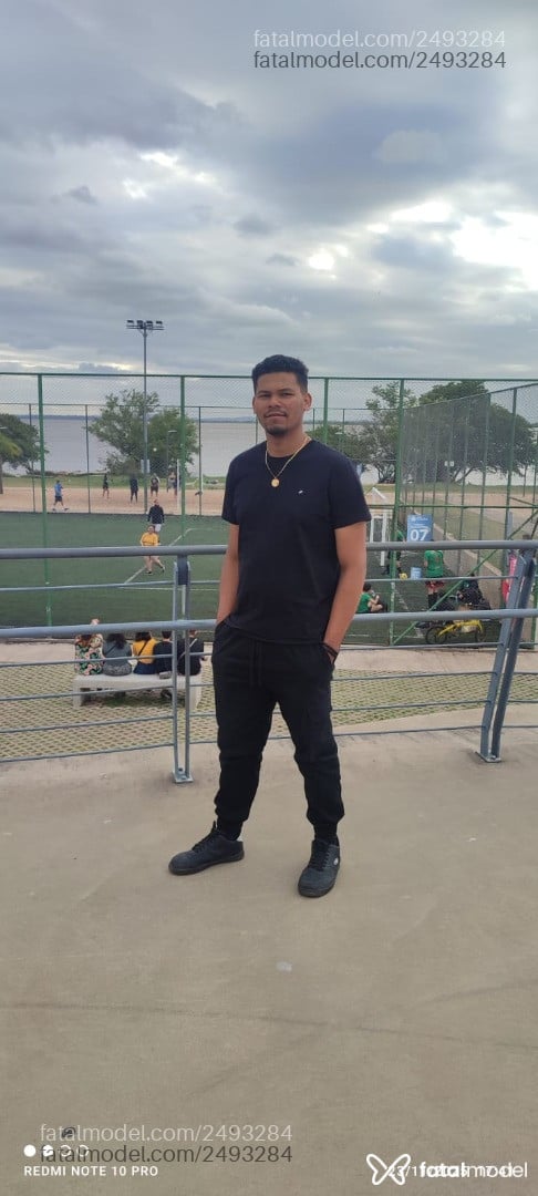 Acompanhante homem morena (o) de olhos pretos - Jonilson