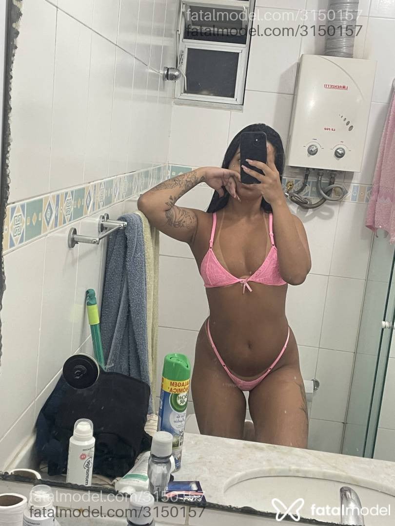 Acompanhante mulher morena (o) de olhos mel - Bianca