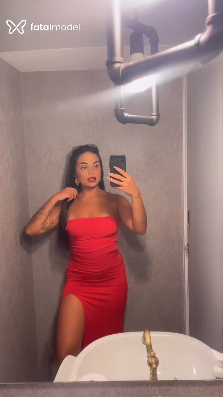 Acompanhante mulher morena (o) de olhos mel - Bianca Acompanhante mulher morena (o) de olhos mel - Bianca