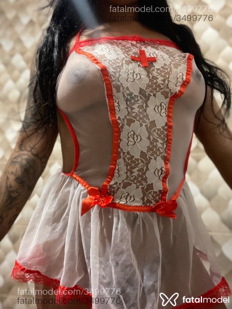 Acompanhante mulher morena (o) de olhos pretos - Lanaholiveira