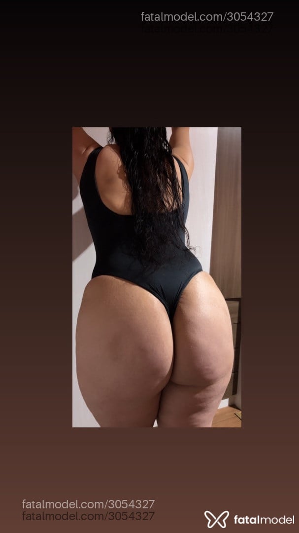 Acompanhante mulher morena (o) de olhos castanhos - Jeniffer Lopes