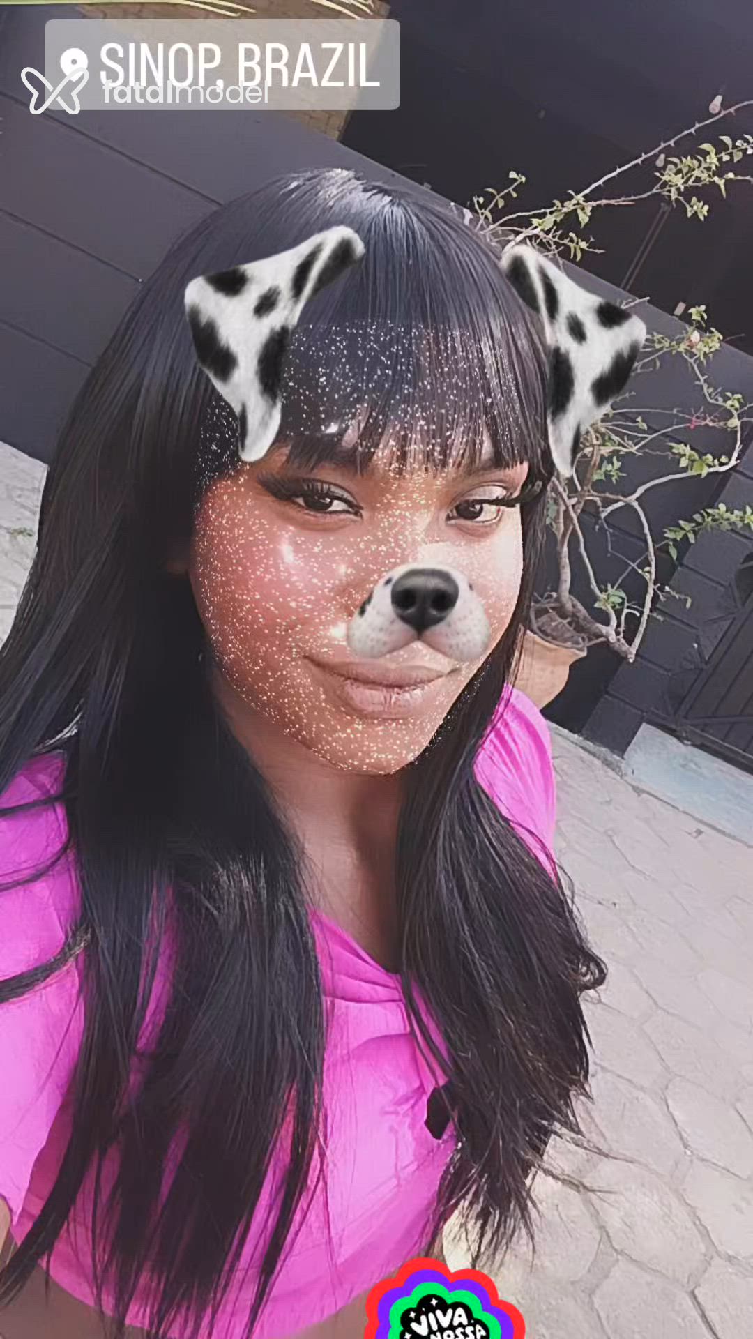 Acompanhante mulher trans morena (o) de olhos pretos - Luciana