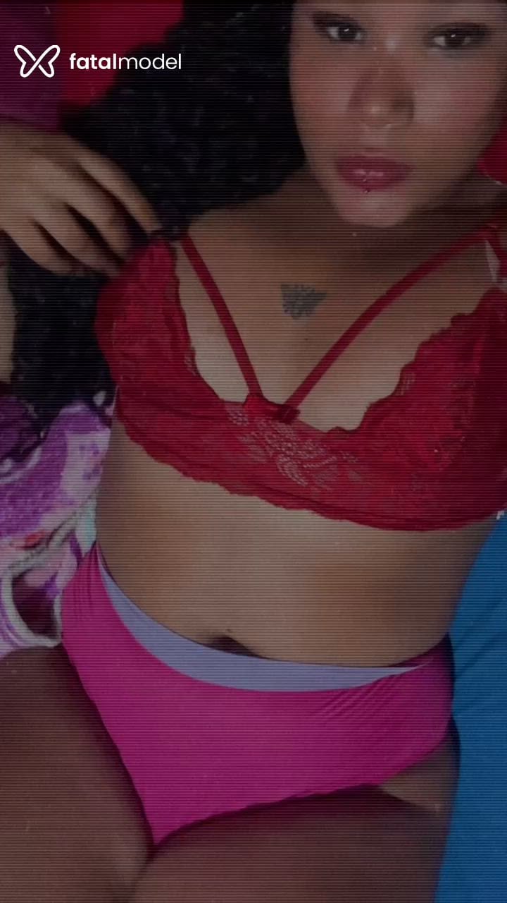Acompanhante mulher trans morena (o) de olhos pretos - Cacau Acompanhante mulher trans morena (o) de olhos pretos - Cacau